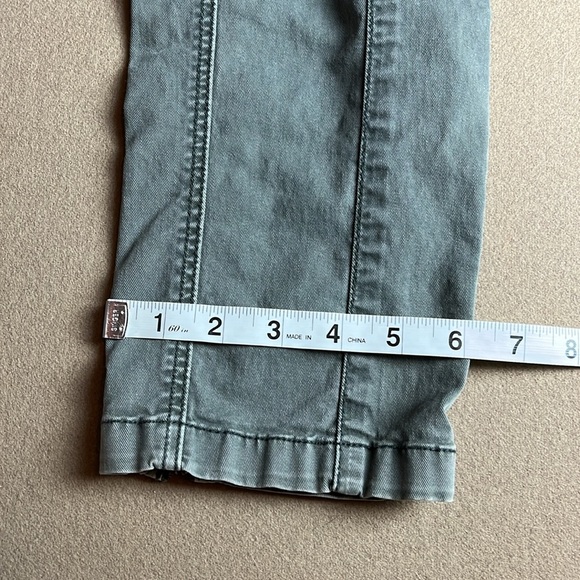 ANTHROPOLOGIE Daughters Of The Liberation Cargo Pants Ankle Zip Green - 29 - Picture 12 of 13